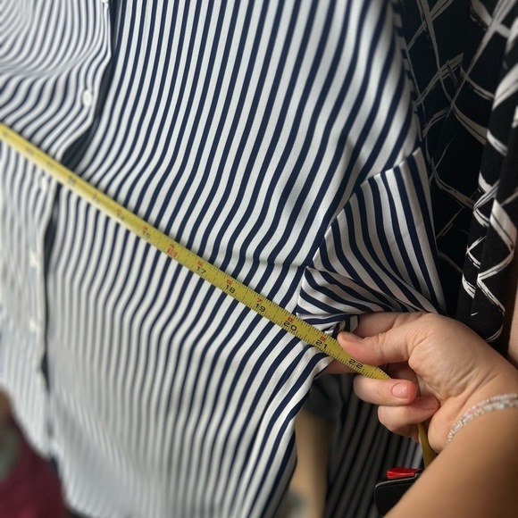 HYFVE Black & White Striped Button Down Shirt S - Picture 4 of 7